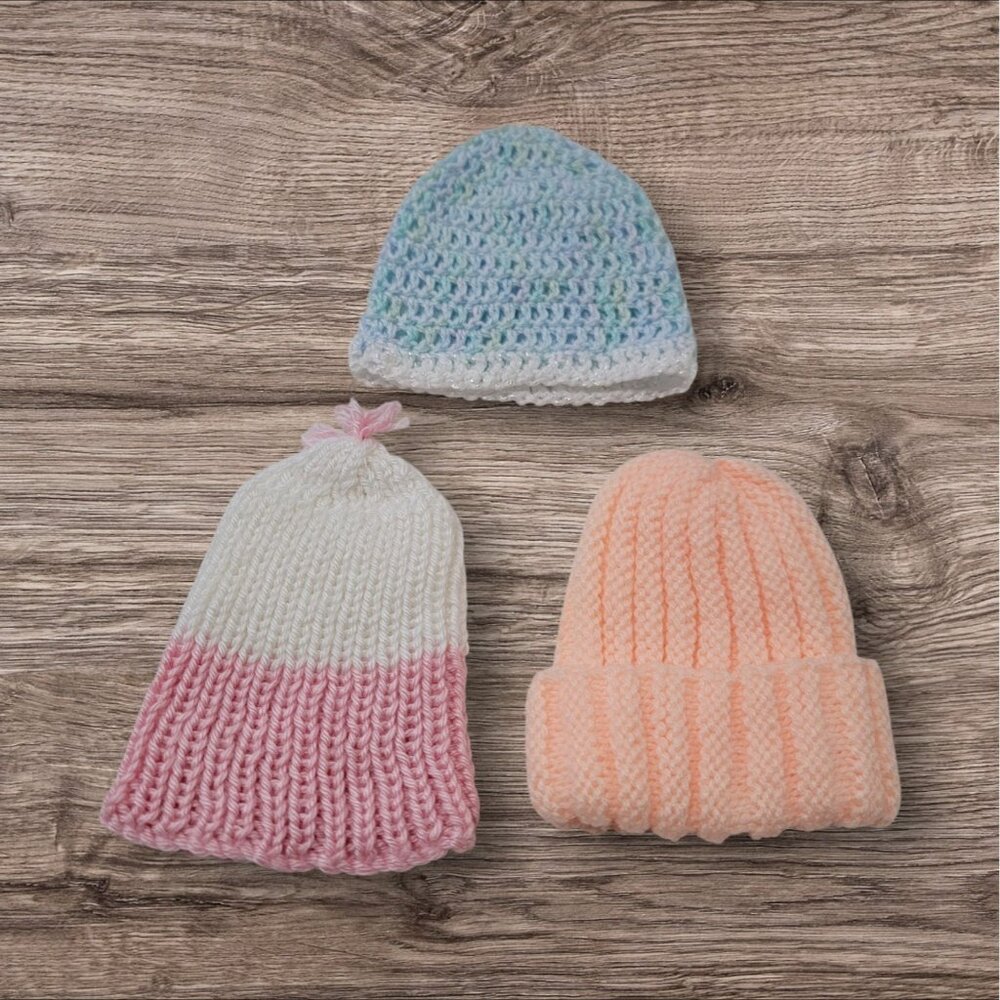 Hand Knit Baby Infant Hats Lot Of 3